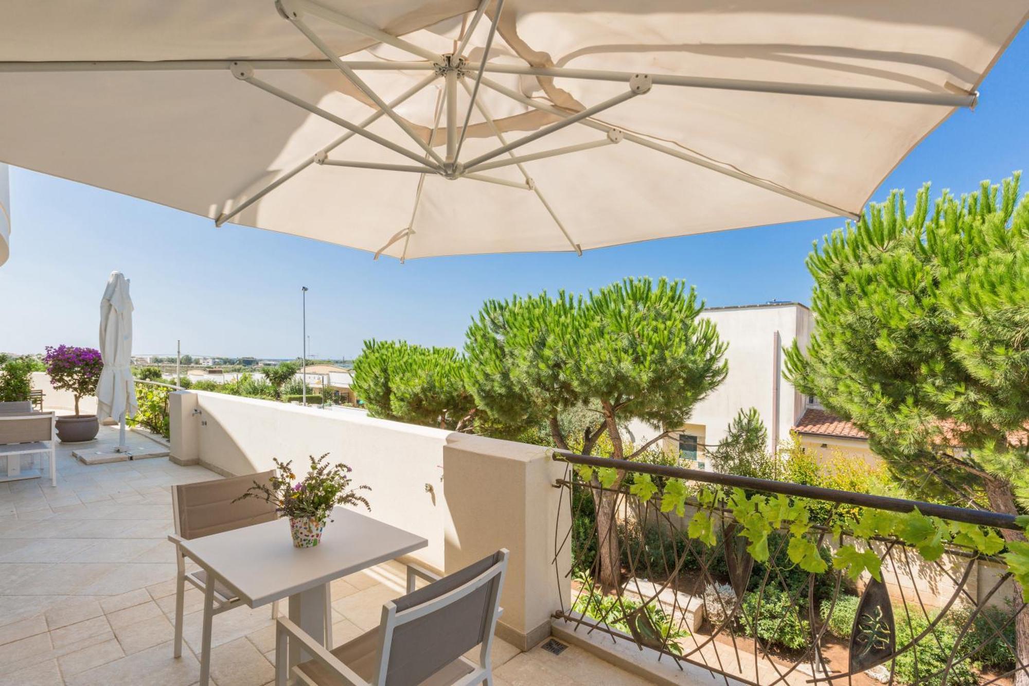 Residence Il Colle Porto Cesareo Esterno foto